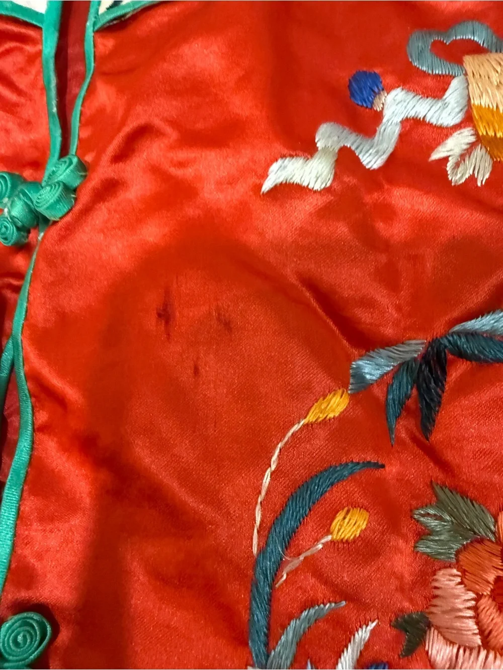 Vintage Embroidered Red Chinese Silk Robe/Jacket 8/10 Kids Small